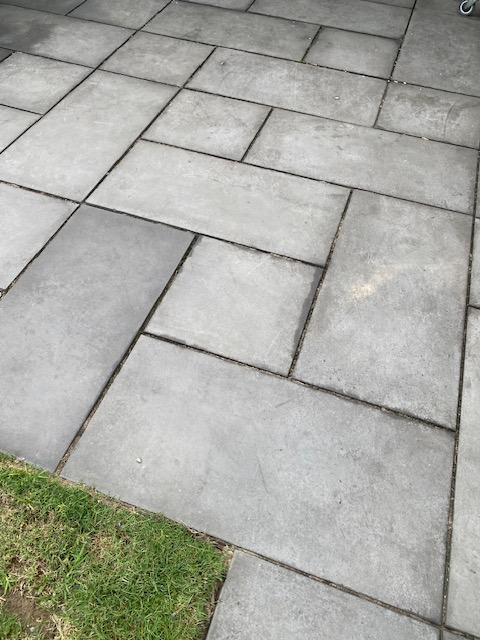 Large-format grey patio
